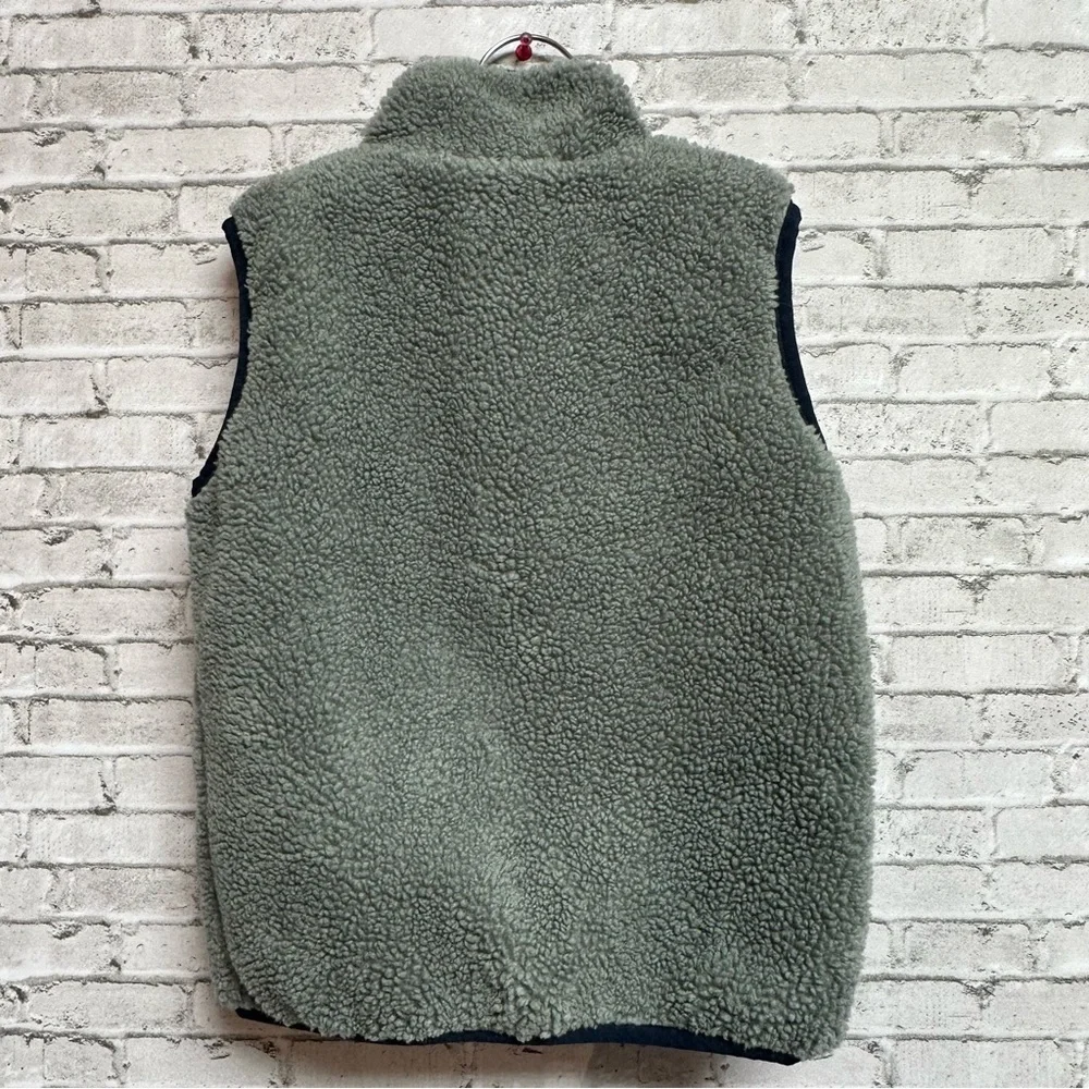 OshKosh BGosh Gray Sherpa Toddler Boys Size 4 Vest Navy Trim Lined Pockets